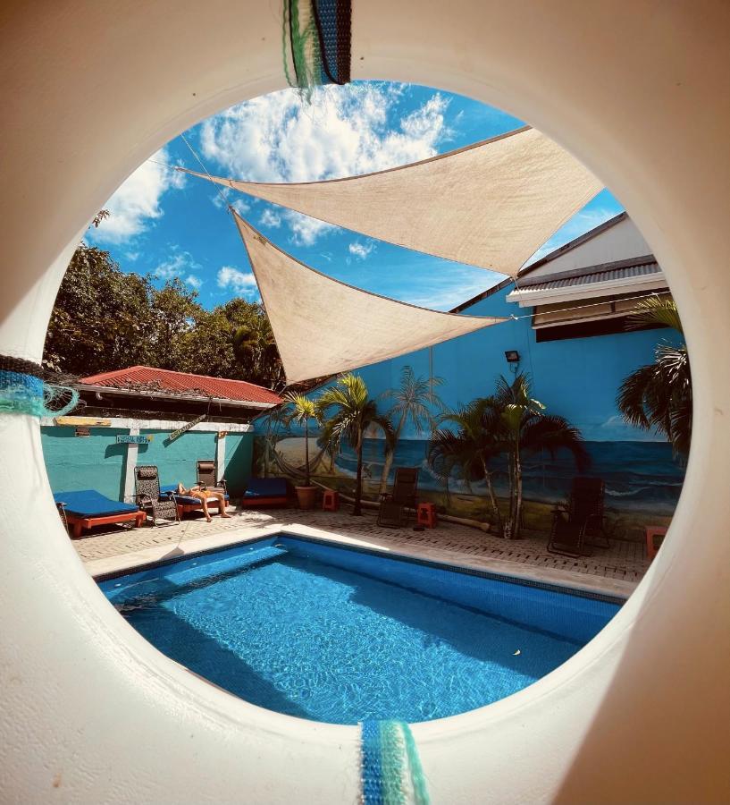 Blue Iguana Hotel Samara Bagian luar foto