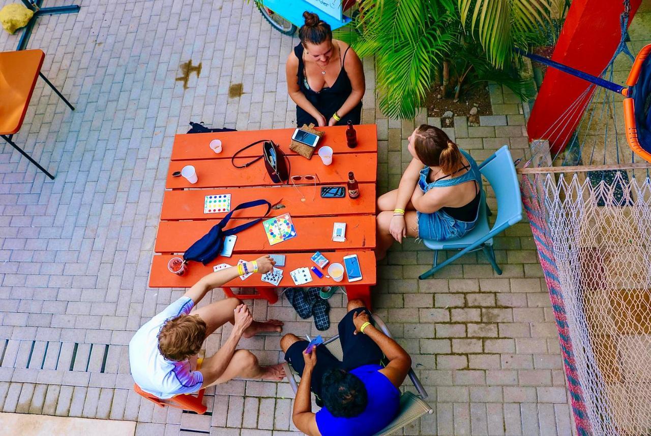 Blue Iguana Hotel Samara Bagian luar foto