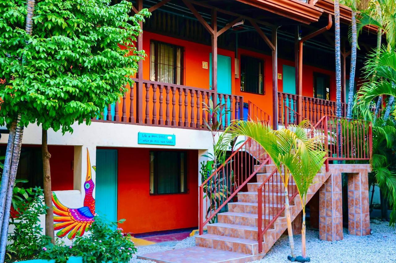 Blue Iguana Hotel Samara Bagian luar foto